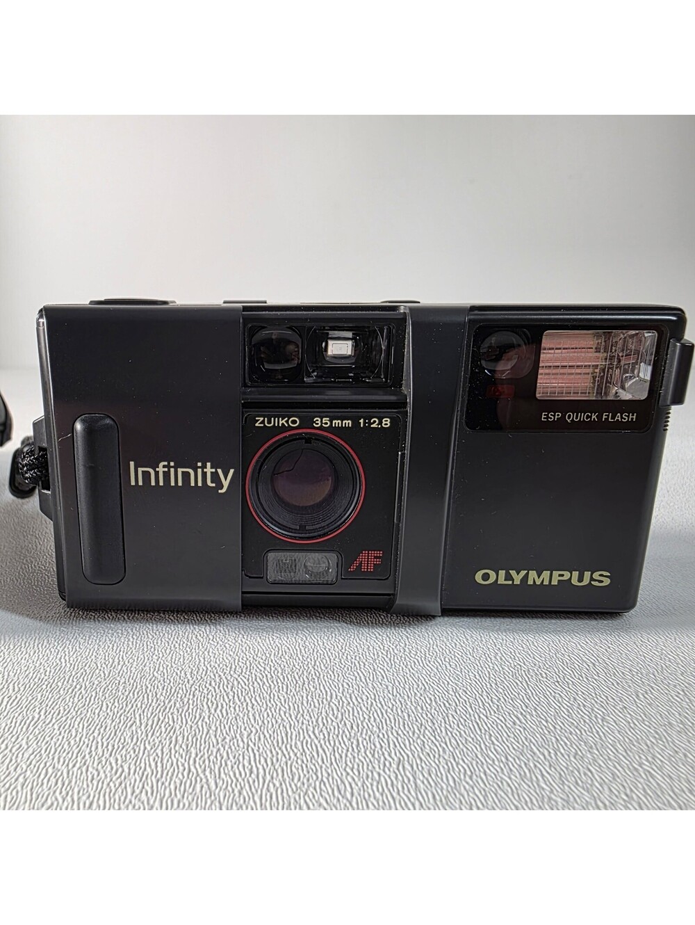 Olympus Infinity AF-1 35mm 2.8 Zuiko Point & Shoot Film Camera W/Case • Works